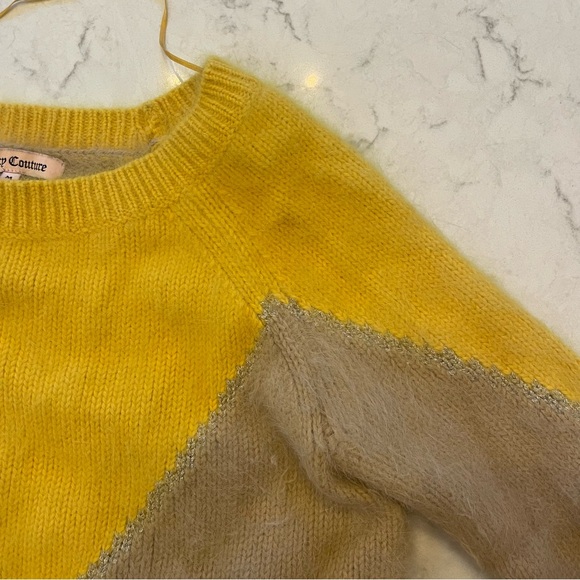 Juicy Couture 💛 Angora Sweater in Yellow & Tan Size M - Picture 6 of 9